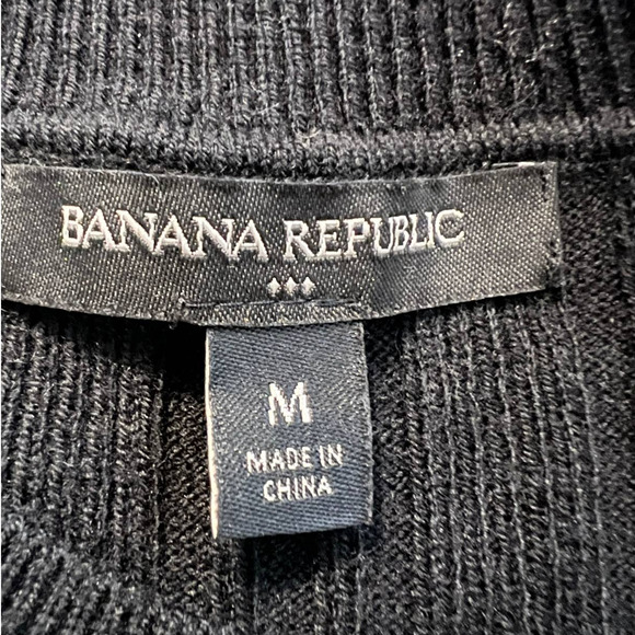 Banana Republic Sweater Size M in Black Nylon Wool Blend Long Sleeve - Picture 2 of 4